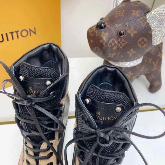 Louis Vuitton ankle boots - Picture 2 of 3